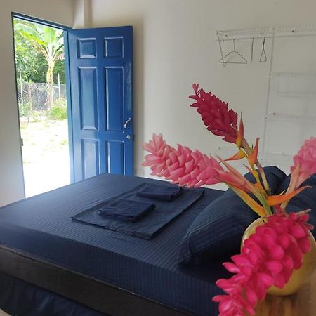 Puerta Azul Capurgana Hotell Exteriör bild